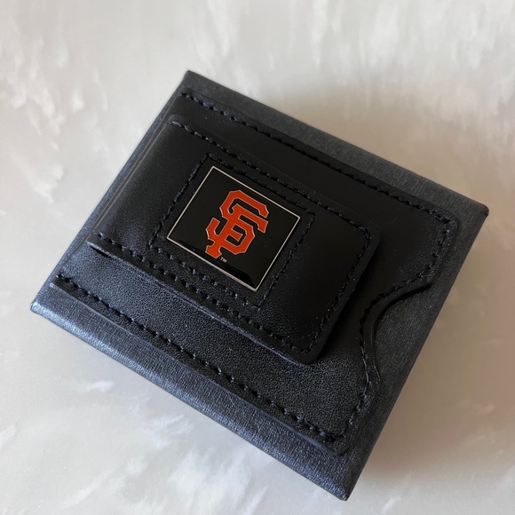 Authentic SF Giants Money Clip - Picture 3 of 3